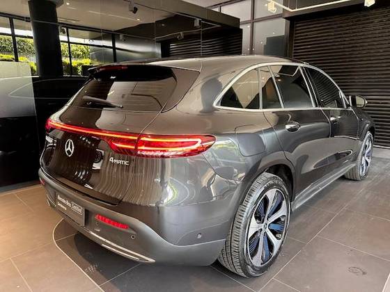 MERCEDES-BENZ EQC 400 4MATIC ELÉTRICO